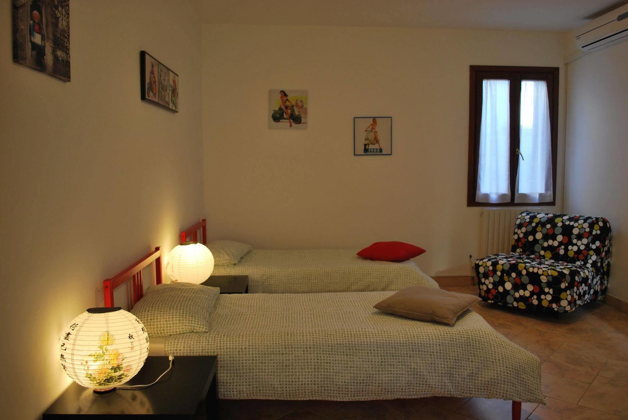 Casa D'Oro Rooms Mestre Bagian luar foto