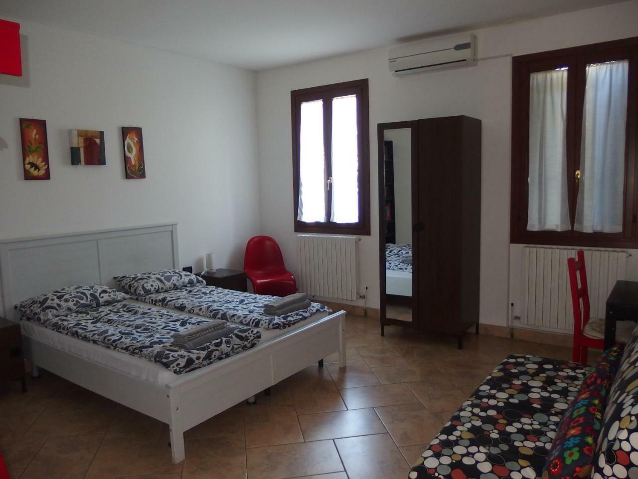 Casa D'Oro Rooms Mestre Bagian luar foto